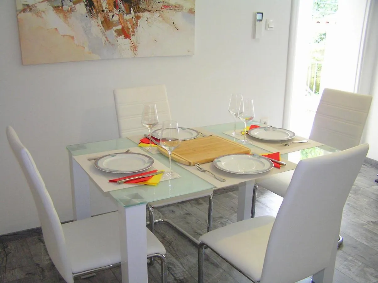 Apartment Bougainvilla Opatija
