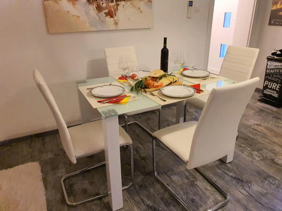 Apartment Bougainvilla Opatija